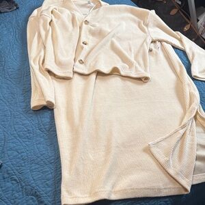 Time and Tru Women's Cream Cardigan Set